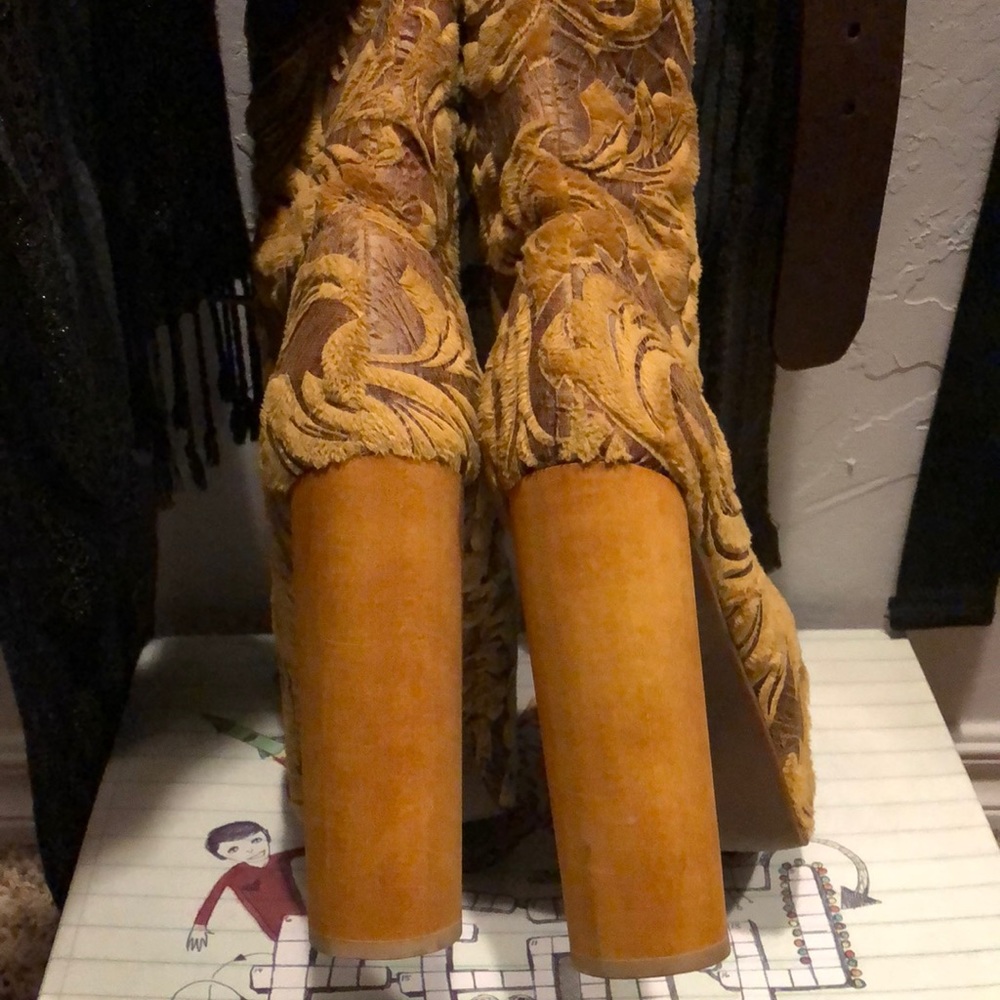 Vintage Jeffrey Campbell Bach velvet tapestry boot - Picture 3 of 4